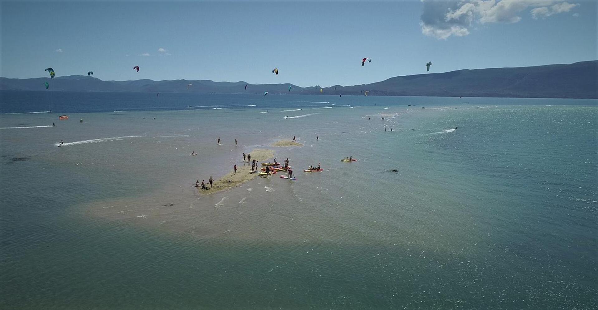 Kitehouse Usce Apart otel Komin  Dış mekan fotoğraf